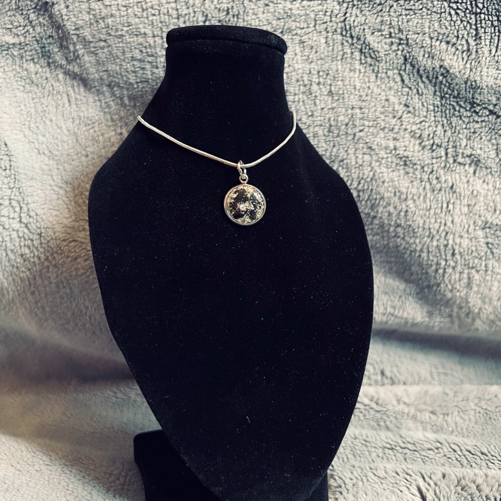 Pet Cremation necklaces/pendant with chain